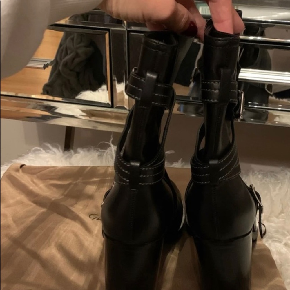 Gianvito Rossi Maren Boots - Picture 9 of 10